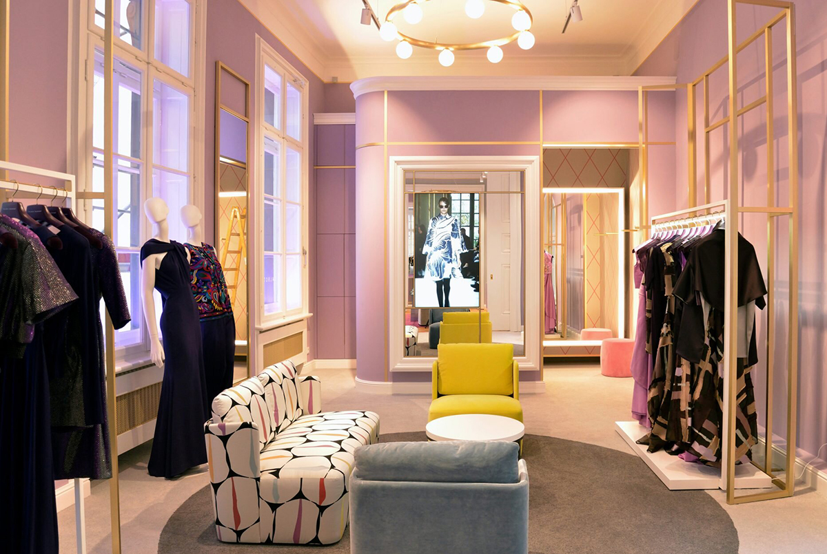 دکوراسیون مغازه پوشاک