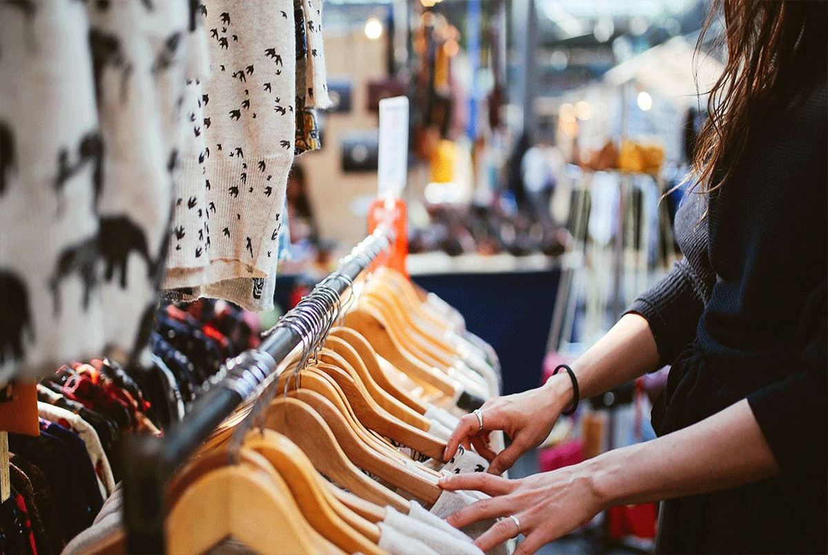 دکوراسیون پوشاک مغازه