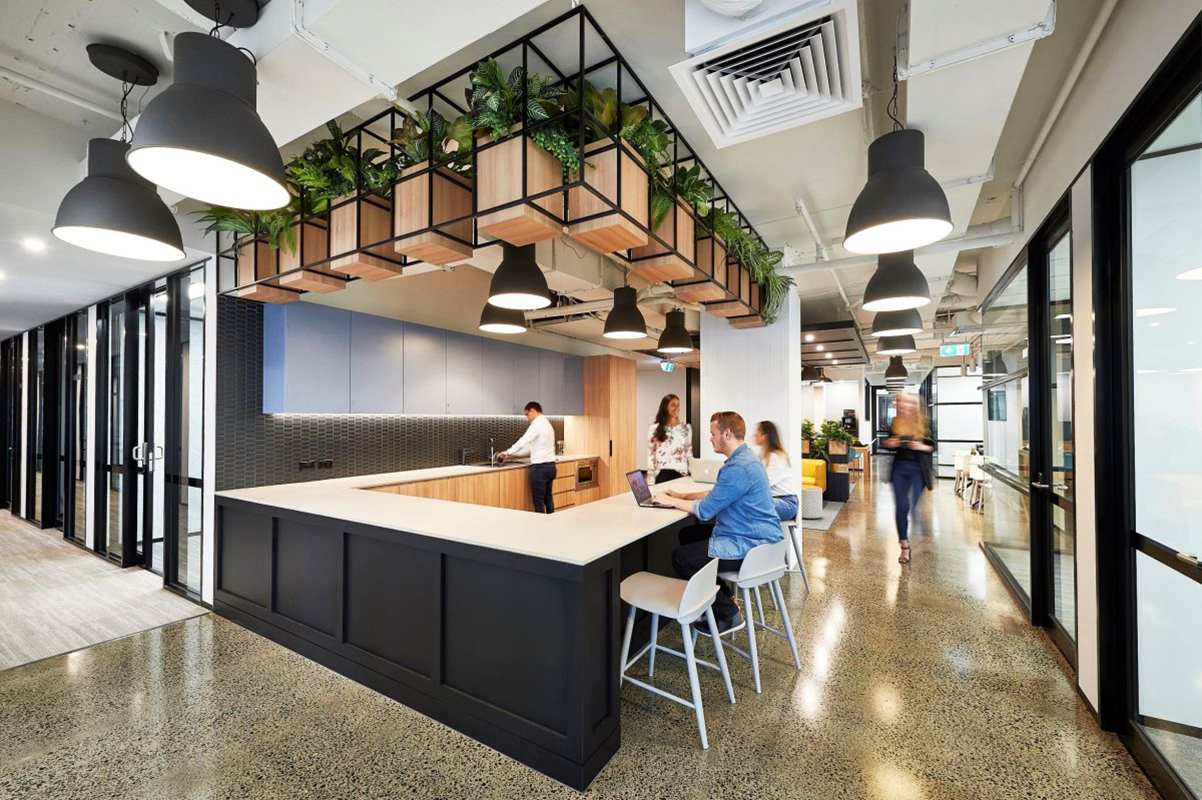 دکوراسیون دفتر مشاور املاک