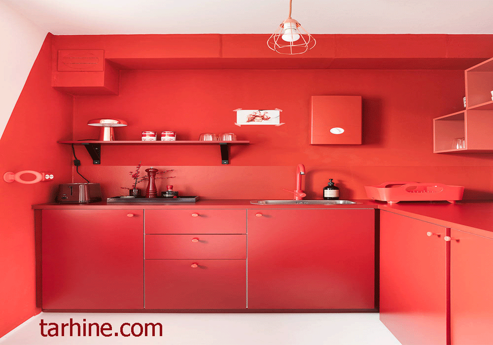 آشزخانه تمام قرمز