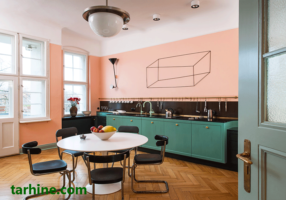 مرجانی و سبز