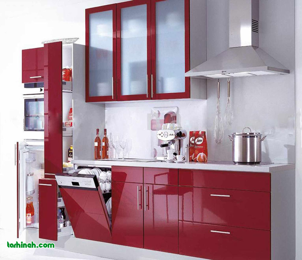 کابینت های گلاس قرمز