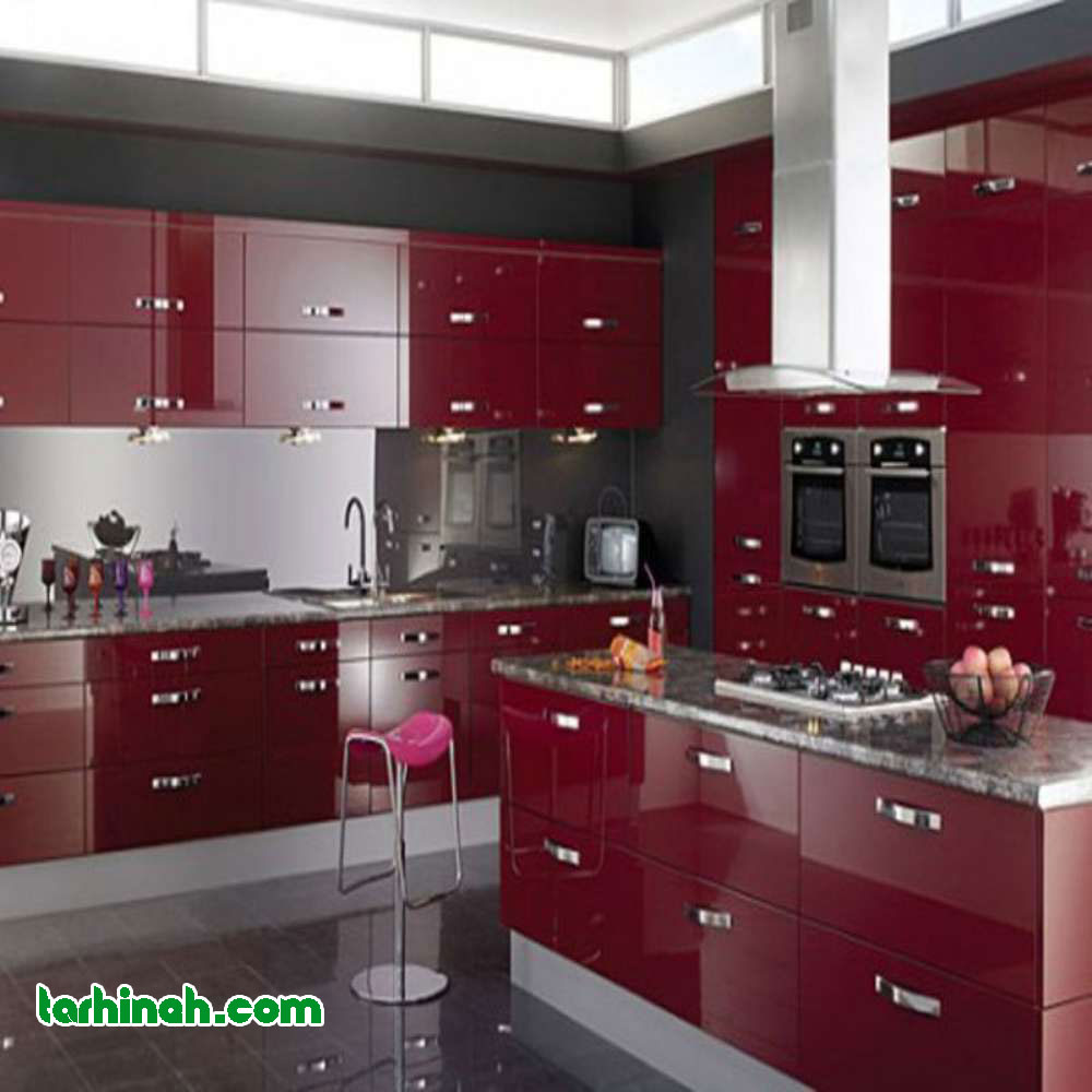 کابینت های گلاس قرمز