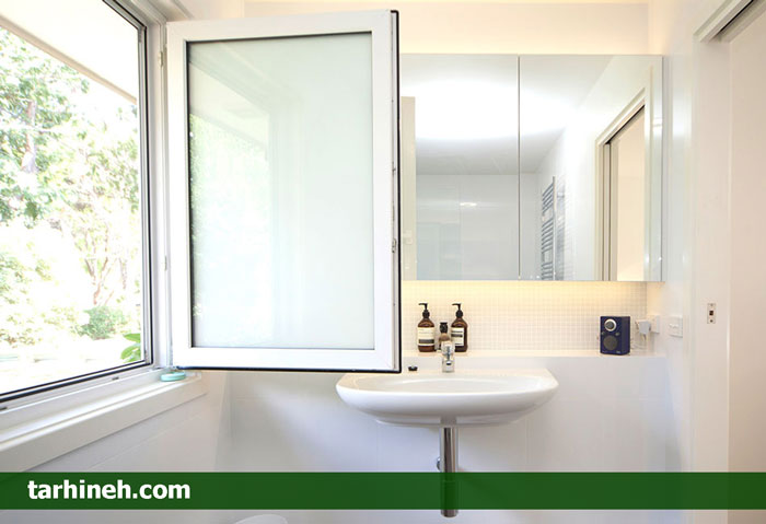 پنجره دوجداره حمام
